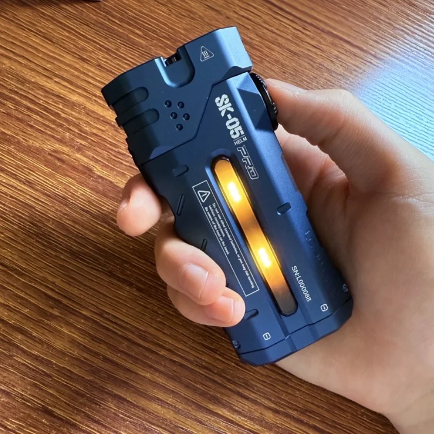 強力なフラット LED 懐中電灯 4360LMS、8000m - Led Flood Light のレビューと価格